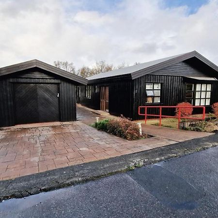 Cozy Haven In Hafnarfjoerthur Lejlighed Eksteriør billede